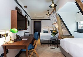 The Hendrick's Hotel