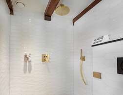 The Hendrick's Hotel