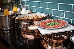 The Hendrick's Hotel