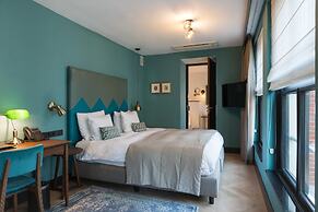 The Hendrick's Hotel