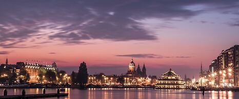 The Hendrick's Hotel