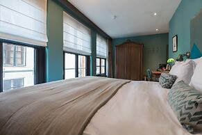 The Hendrick's Hotel