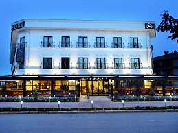 Sertac Hotel