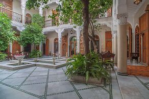 Riad Laurence Olivier