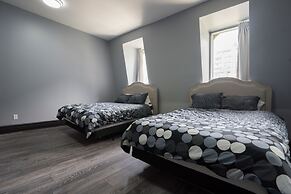 Applewood Suites - West Queen West Loft