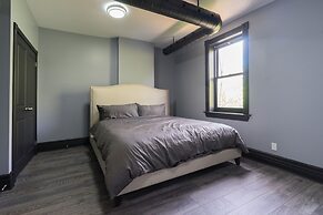 Applewood Suites - West Queen West Loft
