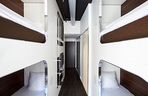 Steel House Copenhagen - Hostel