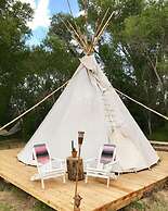 Taos Goji Farm & Eco-Lodge Retreat