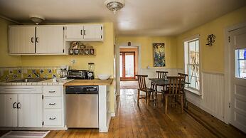 Taos Goji Farm & Eco-Lodge Retreat