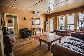 Taos Goji Farm & Eco-Lodge Retreat