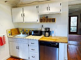 Taos Goji Farm & Eco-Lodge Retreat