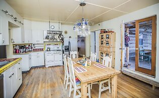 Taos Goji Farm & Eco-Lodge Retreat