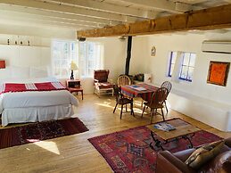 Taos Goji Farm & Eco-Lodge Retreat