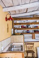 Taos Goji Farm & Eco-Lodge Retreat