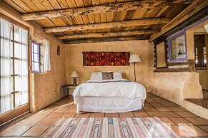 Taos Goji Farm & Eco-Lodge Retreat