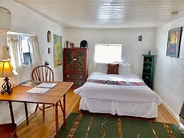 Taos Goji Farm & Eco-Lodge Retreat