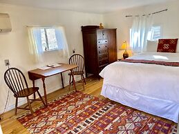 Taos Goji Farm & Eco-Lodge Retreat