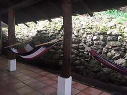 Manuel Antonio Hostel Resort