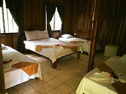 Manuel Antonio Hostel Resort