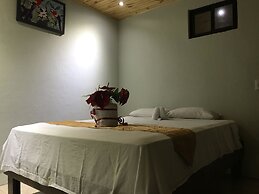 Manuel Antonio Hostel Resort