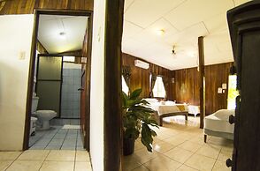 Manuel Antonio Hostel Resort