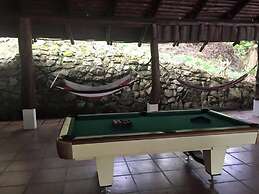 Manuel Antonio Hostel Resort