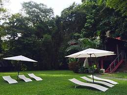 Manuel Antonio Hostel Resort