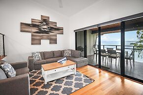 Shoreline Apartments