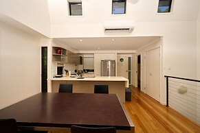 Shoreline Apartments