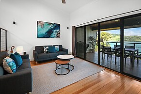 Shoreline Apartments