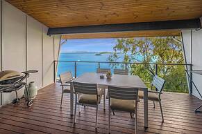 Shoreline Apartments