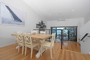 Shoreline Apartments