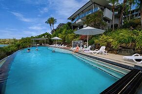 Shoreline Apartments