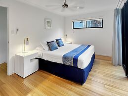 Shoreline Apartments