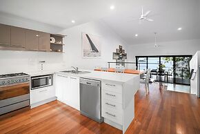 Shoreline Apartments