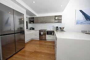 Shoreline Apartments