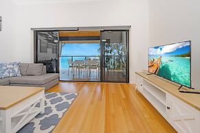 Shoreline Apartments