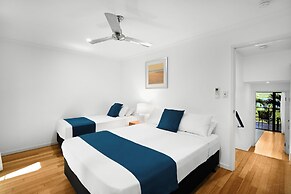 Shoreline Apartments