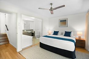 Shoreline Apartments