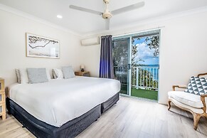 Sunset Waters Apartments