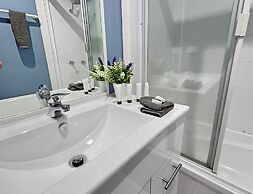 Sunset Waters Apartments