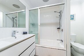 Sunset Waters Apartments