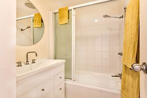 Sunset Waters Apartments