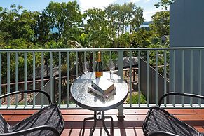 Sunset Waters Apartments