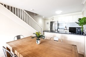 Sunset Waters Apartments