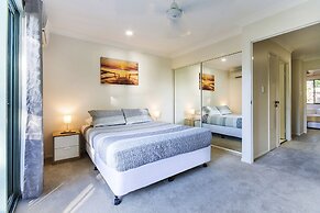 Sunset Waters Apartments