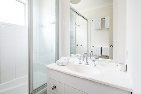 Sunset Waters Apartments