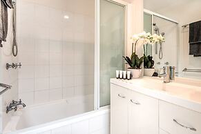 Sunset Waters Apartments