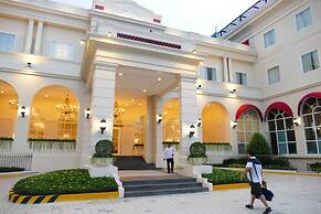 Rizal Park Hotel