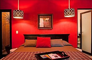 Ochenta Y Dos an urban bed & breakfast